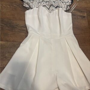 Nikibiki White Women's Skort